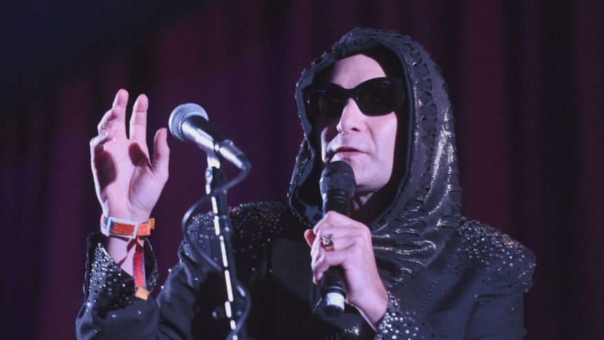 hulu_coreyfeldman_101316